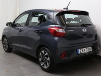 Begagnad Hyundai i10 Essential 67 HK (49 kW) 2023 Grå Halvkombi