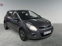 Begagnad Hyundai i20 Select 78 HK (57 kW) 2011 Grå Halvkombi