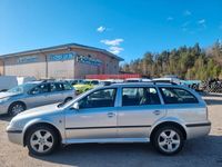 begagnad Skoda Octavia Tour Kombi 1.6 MPI