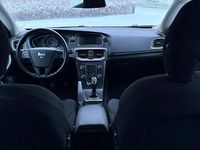 Begagnad Volvo V40 115 HK (84 kW) 2014 Halvkombi