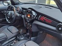 begagnad Mini Cooper S 5-dörrars DCT Chili Euro 6