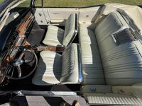 Begagnad Pontiac Bonneville 329 HK (241 kW) 1965 Nightwatch blue metallic Sedan