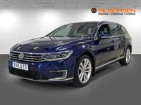 begagnad VW Passat Sportkombi GTE ( Drag, Värmare med fjärr )