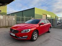 Begagnad Volvo V60 Momentum 181 HK (133 kW) 2014 Röd Kombi
