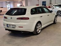 Begagnad Alfa Romeo 159 200 HK (147 kW) 2010 Vit Kombi