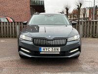 begagnad Skoda Superb iV Kombi 1.4 Plug-in Hybrid Business Edition