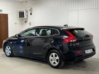 Begagnad Volvo V40 Summum 116 HK (85 kW) 2013 Svart Halvkombi