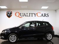 Begagnad VW Polo 90 HK (66 kW) 2016 Svart Halvkombi