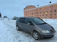 Begagnad VW Sharan 150 HK (110 kW) 2007 Minibuss