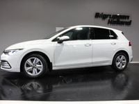 Begagnad VW Golf VIII 116 HK (85 kW) 2021 Vit Halvkombi