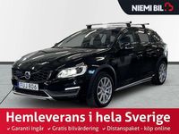 Begagnad Volvo V60 CC Momentum 190 HK (139 kW) 2015 Svart Kombi