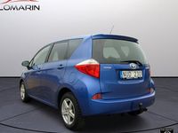 begagnad Toyota Verso-S 1.33 Dual VVT-i DRAGKROK S VHJUL 2012, Kombi