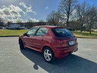 begagnad Peugeot 206 5-dörrar 1.4 SoV däck. Bränslesnål omhändertagen