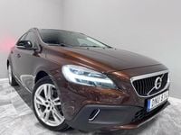 Begagnad Volvo V40 150 HK (110 kW) 2017 Brun Halvkombi