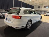Begagnad VW Passat GTE 218 HK (160 kW) 2018 Vit Kombi