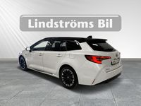 begagnad Toyota Corolla 1,8 HYBRID 5D STYLE TEKNIKPAKET SPI Vinterhjul