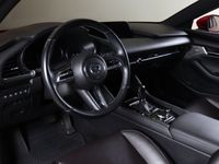 begagnad Mazda 3 Cosmo 2.0 M-Hybrid 122hk Vinterhjul
