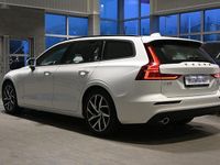 Begagnad Volvo V60 Momentum 340 HK (250 kW) 2020 Vit Kombi