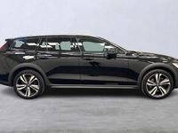 Begagnad Volvo V60 CC 197 HK (144 kW) 2021 Svart Kombi