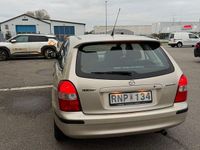 Begagnad Mazda 323F 114 HK (83 kW) 2000 Halvkombi