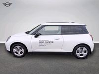 Begagnad Mini Cooper SE 161 kW (220 HK) 2024 Vit Halvkombi