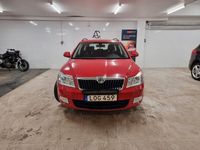 Begagnad Skoda Octavia Elegance 102 HK (75 kW) 2011 Röd Kombi