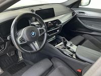 begagnad BMW 520 d xDrive Touring M-Sport Nav Värmare Fartpilot Drag HiFi Backkam 2020, Kombi