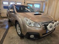 Begagnad Subaru Outback 150 HK (110 kW) 2013 Brun Kombi