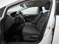 begagnad VW e-Golf 35.8 kWh 136hk GPS Apple-Carplay PDC