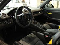 Begagnad Porsche 718 Spyder 500 HK (367 kW) 2024 Grå Cab