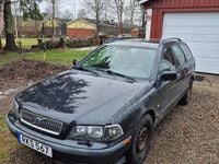 Begagnad Volvo V40 160 HK (117 kW) 2000 Kombi