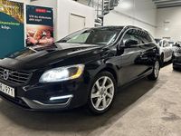 Begagnad Volvo V60 Momentum 181 HK (133 kW) 2014 Svart Kombi