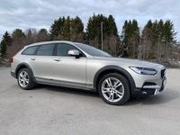 begagnad Volvo V90 CC D4 AWD Momentum, Plus Euro 6