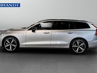 Begagnad Volvo V60 349 HK (256 kW) 2026 Silver Kombi