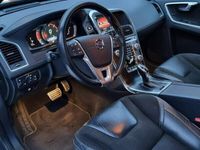begagnad Volvo XC60 D4 AWD Geartronic Momentum, R-Design Euro 6
