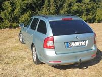 begagnad Skoda Octavia Kombi 1.8 TSI Euro 5 RS ratt
