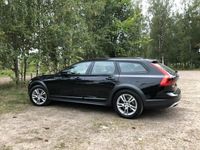 begagnad Volvo V90 CC D4 AWD | Drag | Takbox | Värmare