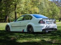 Begagnad BMW 320 150 HK (110 kW) 1999 Vit Sedan