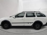 Begagnad Skoda Octavia Scout 140 HK (102 kW) 2008 Vit Kombi