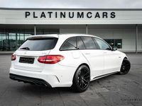 Begagnad Mercedes C63 AMG AMG 476 HK (350 kW) 2018 Vit Kombi