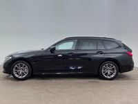 Begagnad BMW 330 Sport Line 292 HK (214 kW) 2021 Svart metallic Kombi