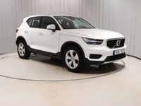 begagnad Volvo XC40 T2 129hk Momentum VOC Sensorer Carplay Rattvärme