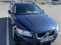 begagnad Volvo V70 D4 Momentum Euro 5