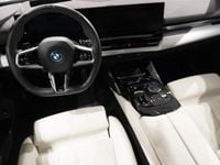Begagnad BMW 530 M Sport 190 HK (139 kW) 2025 M brooklyn grey metallic Kombi