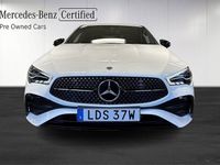 begagnad Mercedes CLA200 Moms/AMG/Dragkrok/Panelbelysning/Nightpackage 2024 Vit