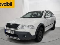 Begagnad Skoda Octavia Scout 140 HK (102 kW) 2008 Vit Kombi
