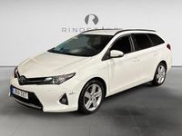 Begagnad Toyota Auris Touring Sports Edition 132 HK (97 kW) 2014 Vit Kombi