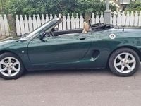 Begagnad MG F 146 HK (107 kW) 2000 Grön Cab
