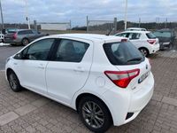 begagnad Toyota Yaris Hybrid AUT 5DR ACTIVE CARPLAY 2-ÅRS GARANTI