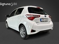 begagnad Toyota Yaris Hybrid e-CVT / AUT / B-KAMERA